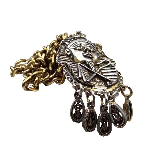 Vintage Large King Tut Pendant on Chunky Gold Tone Curb Link Chain Egyptian Phar - Picture 5 of 5
